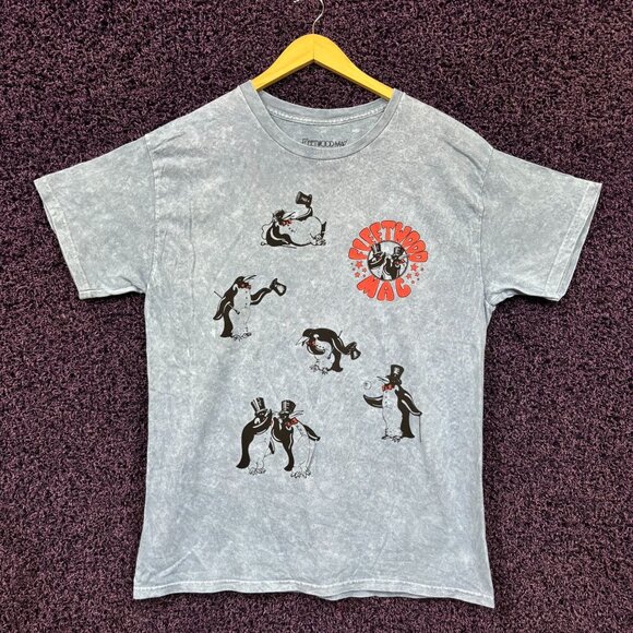 Fleetwood Mac Marching Penguin Parade T-shirt size large - Picture 1 of 4